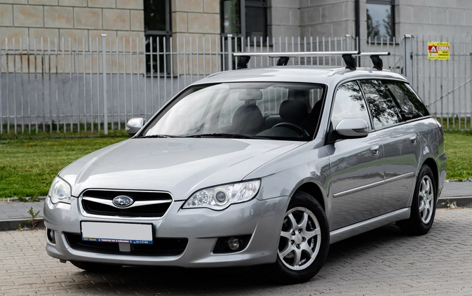 Subaru Legacy cena 20900 przebieg: 208000, rok produkcji 2008 z Radom małe 667